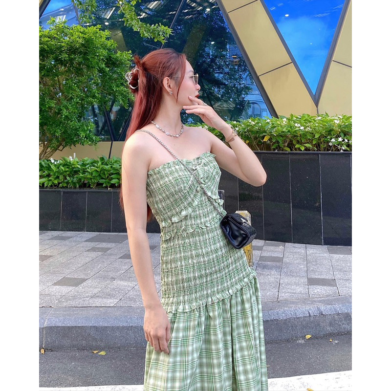 𝐄𝐢𝐫𝐢𝐚𝐧 𝐃𝐫𝐞𝐬𝐬 - Đầm caro thân nhún