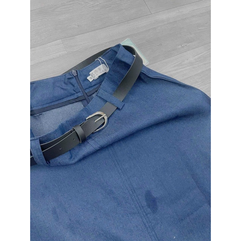 Sét áo pull trắng mix Cv midi màu xanh kèm belt-cạp khóa