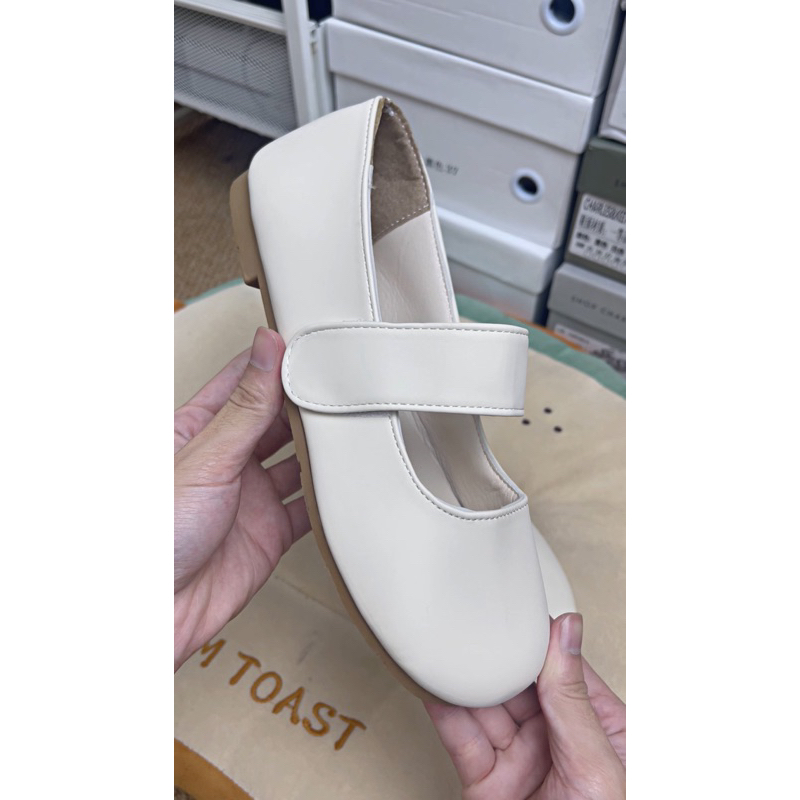 Giày búp bê phong cách retro mũi tròn giày đế bằng Mary Jane quai dán bốn màu phong cách trẻ trung mới nhất 2023 G32