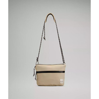 Túi đeo chéo Patch Logo Crossbody Bag- Lululemon