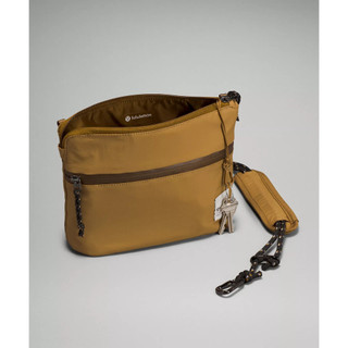Túi đeo chéo Patch Logo Crossbody Bag- Lululemon