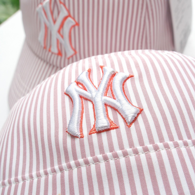 Mũ Buckets Meowist Unisex chất liệu vải Kaki logo NY, vành tròn Classic sọc Hồng ,nón buckets Meowist