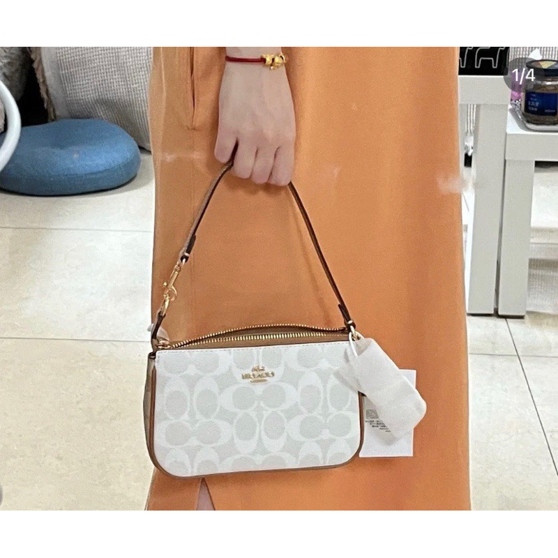 Túi Coach nolita size nhỏ