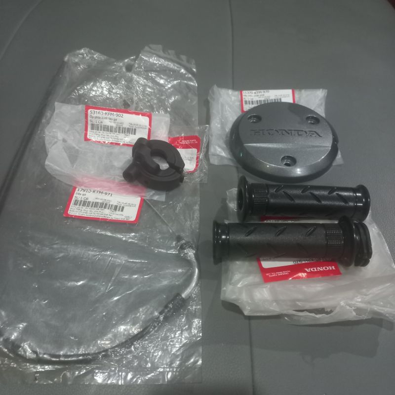 Chụp nhựa lốc Nồi . bao tay . dây ga . cùm ga : Wave A . Rs 100. Funeo Chính Hãng