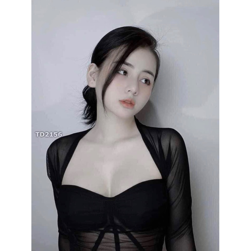 Áo đen ren mỏng