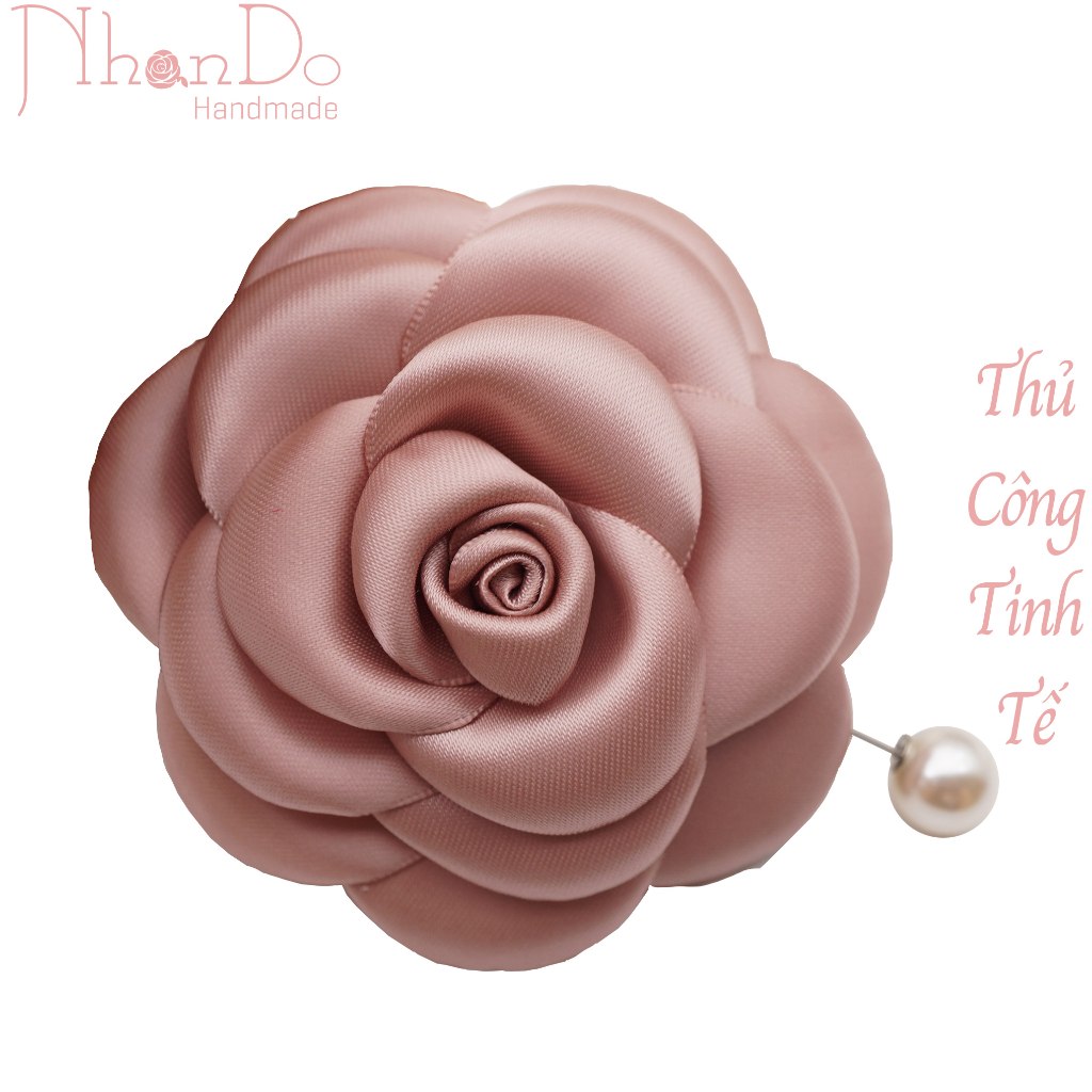 Hoa cài áo thủ công cao cấp_ Hồng pastel-size 8cm- Lụa satin