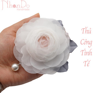 Hoa cài áo Thủ công cao cấp Trâm cài áo Handmade NhanDo Handmade Hoa MAO LƯƠNG tơ óng - Màu trắng ĐK khoảng 9cm
