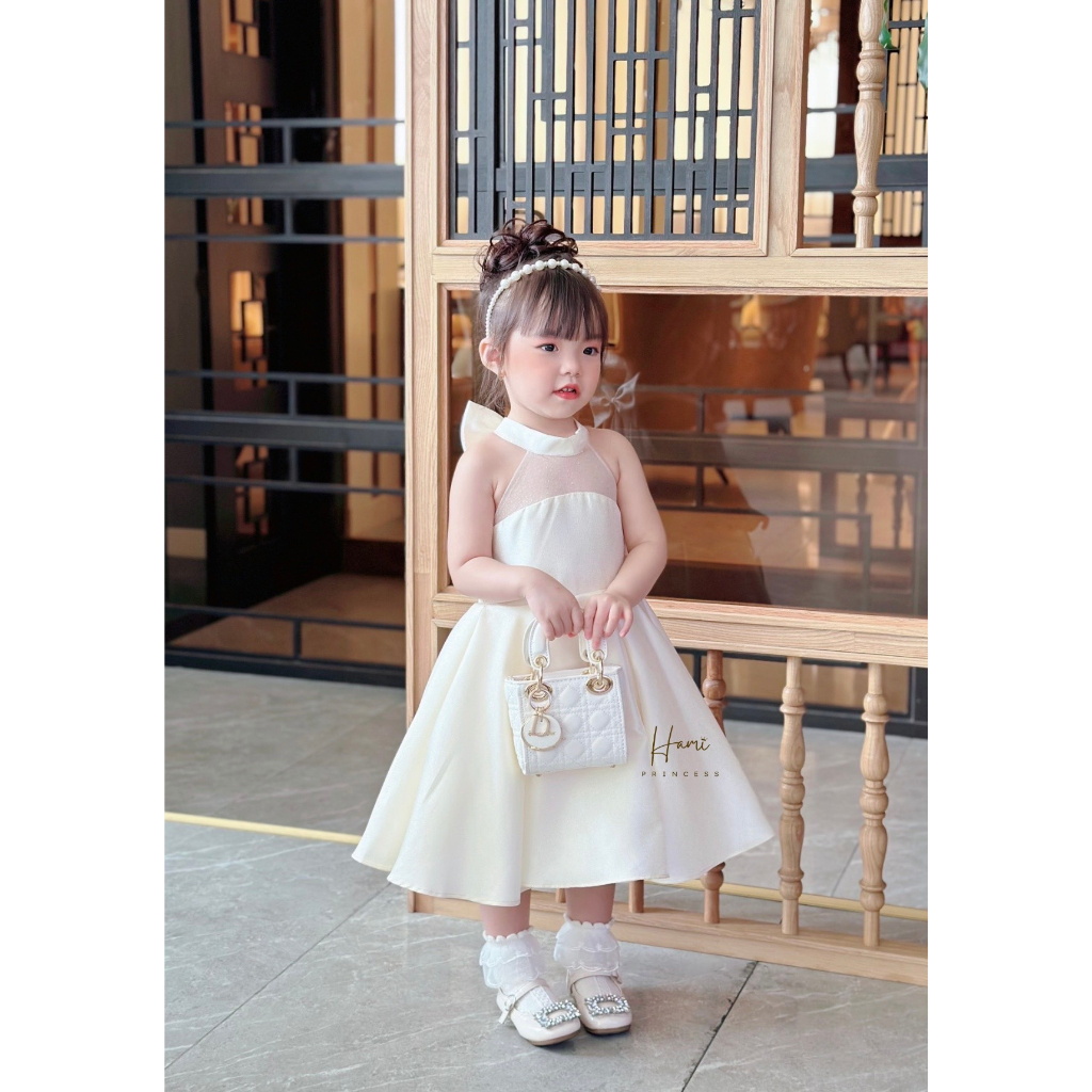 𝐓𝐢𝐧𝐚 𝐃𝐫𝐞𝐬𝐬 - Váy Công Chúa Cổ Yếm Hm54