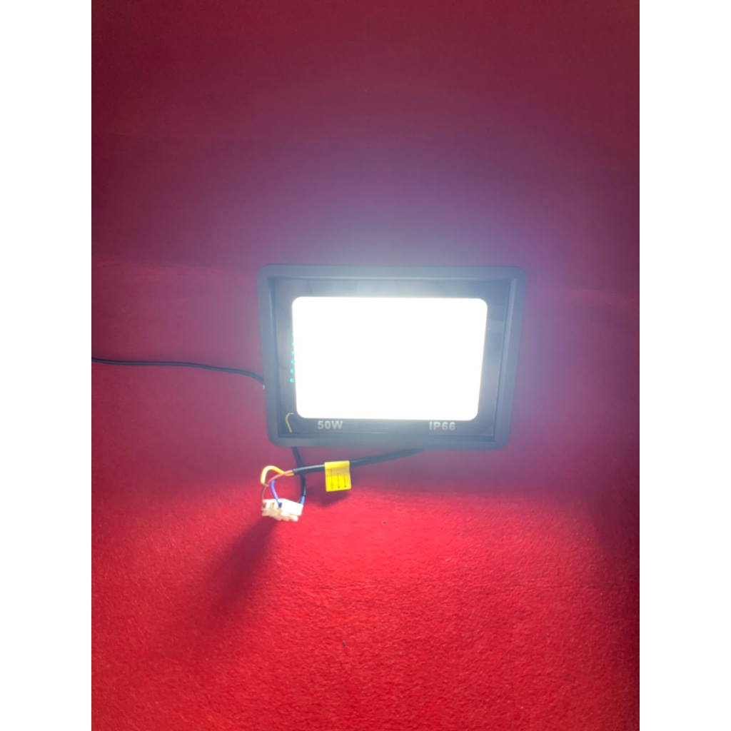 Đèn pha LED SMD 30w 50w 100w 150w 200w chiếu kho xưởng sân bóng, hắt biển quảng cáo ngoài trời chống nước IP66
