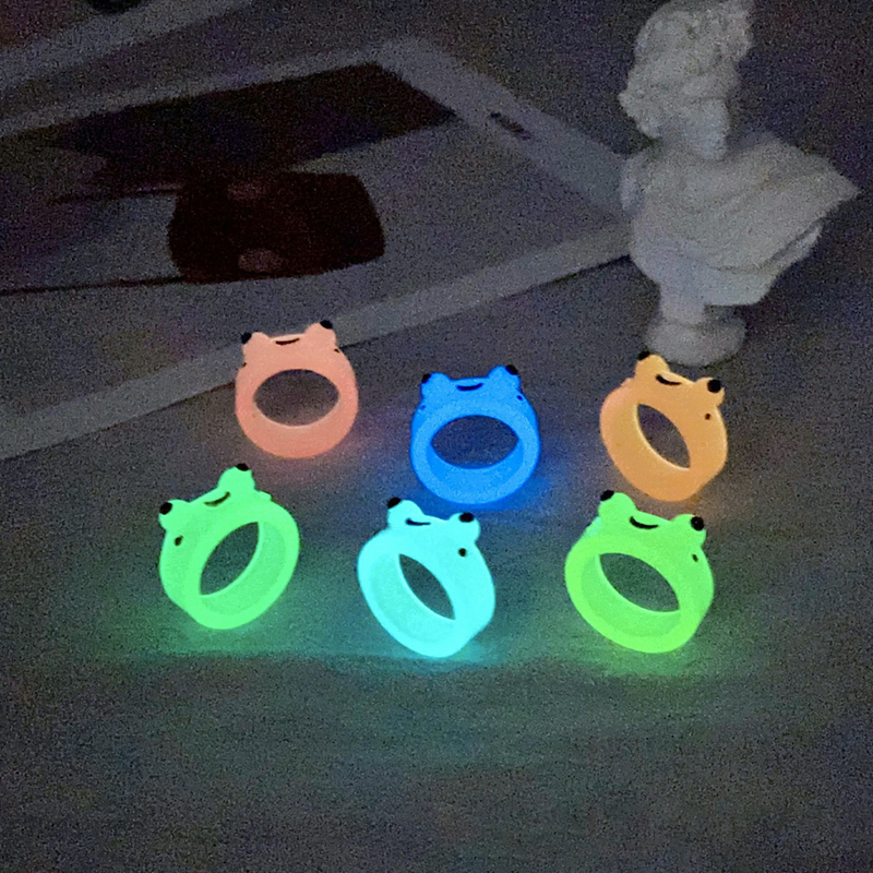 🍒🍒CHERRYKOKO Nhẫn Nhựa Hình Ếch Phát Sáng Trong Bóng Tối Dễ Thương Cho Nam Và Nữ