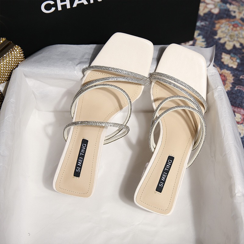 Dép Sandal, cao gót nư, quai đính đá sang chảnh, gót trong êm nhẹ, cao 3p dễ đi. Dép đi du lịch, đi cafe