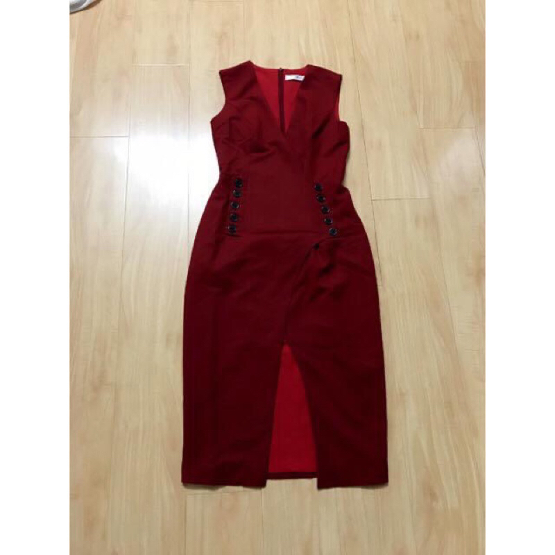 Thanh lý váy Vân Anh scarlet size S.