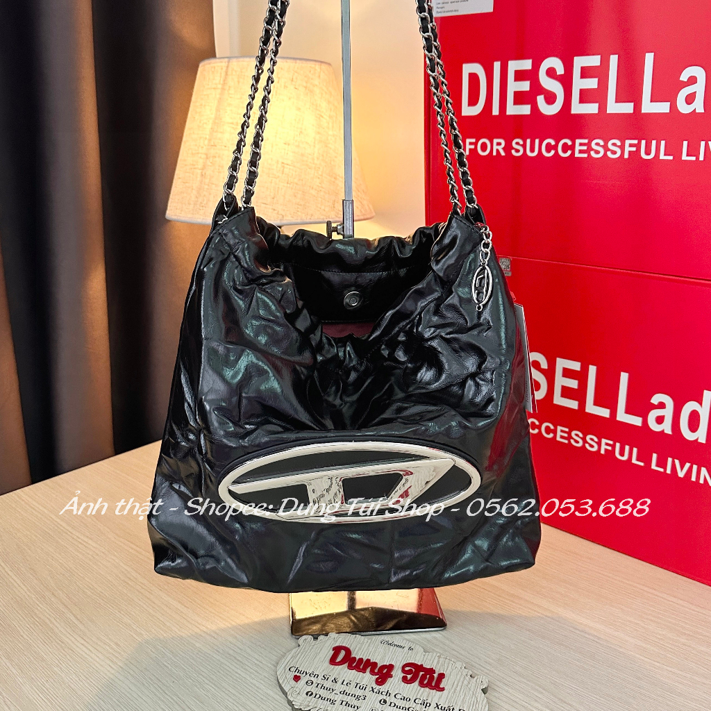 Túi Disel nữ đeo vai size 34 chất da nhăn ngăn rộng có cài miệng túi full màu