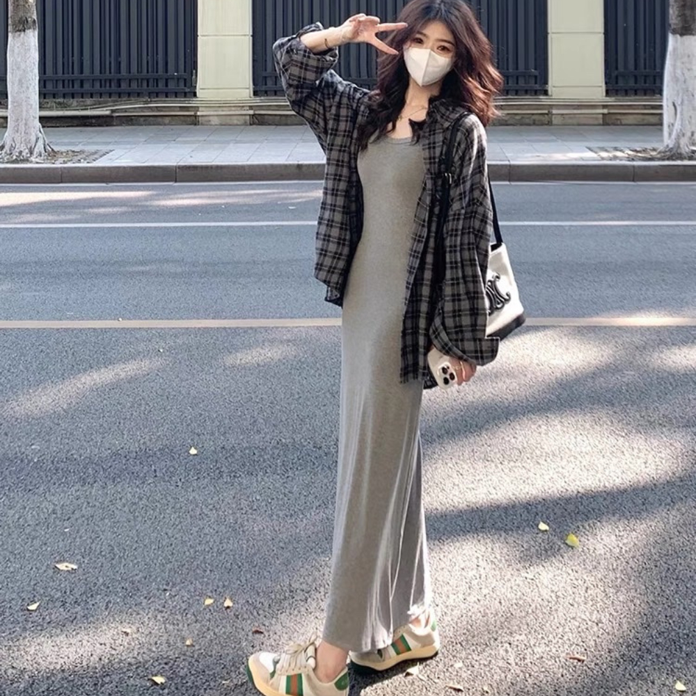 Đầm body 2 dây V17 dáng dài đuôi cá chạm gót thích hợp mặc đi biển đi chơi đi du lịch