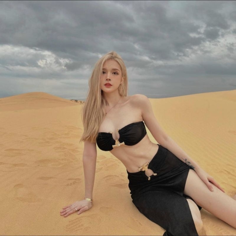 Bikini đi biển, bộ bơi 3 mảnh khoen kèm chân váy 2 kiểu tay dài, cúp ngang len tăm màu đen Vivi Shop