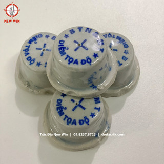 Mốc sứ, Mốc đinh thép trắc địa