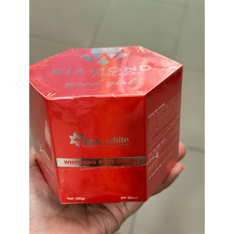 CHÍNH HÃNG- Body Phấn Tươi Diamond Bao Trắng