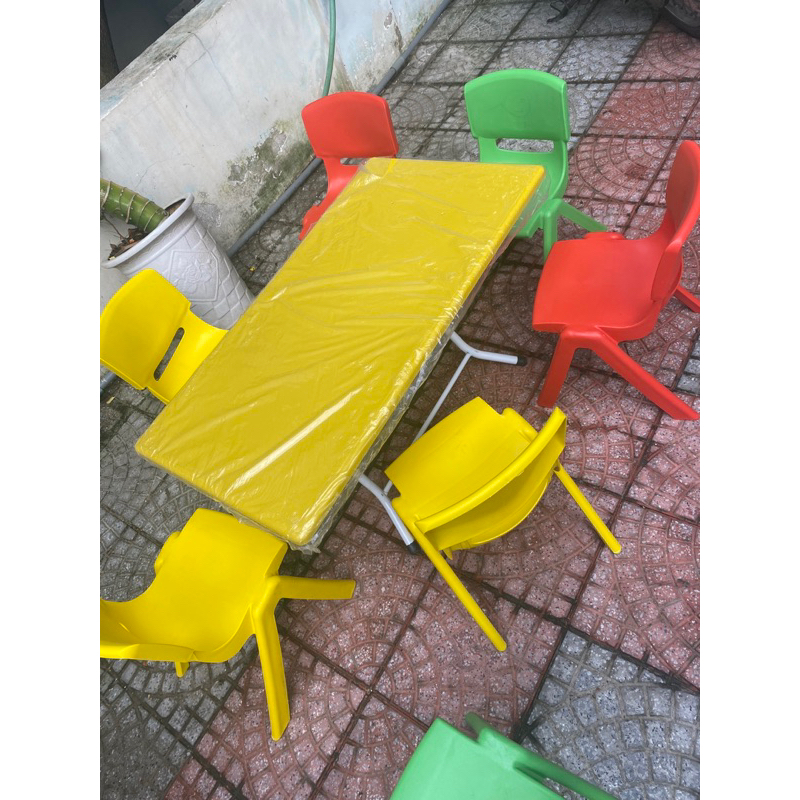 Bàn, Ghế Nhựa Đúc Trẻ Em Mầm Non, Mẫu Giáo