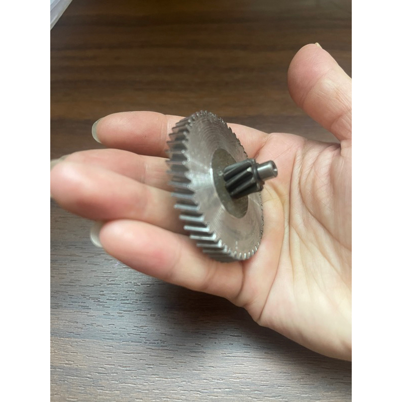 bánh răng máy ép chậm lorente LT200