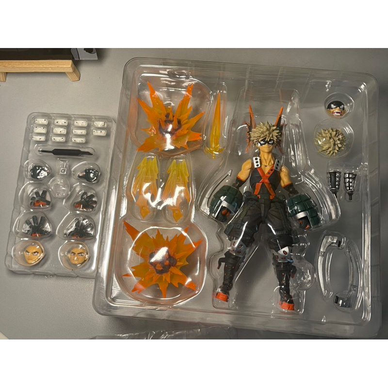 Amazing Yamaguchi Katsuku Bakugou +SHF Kamen Rider Jaou Dragon