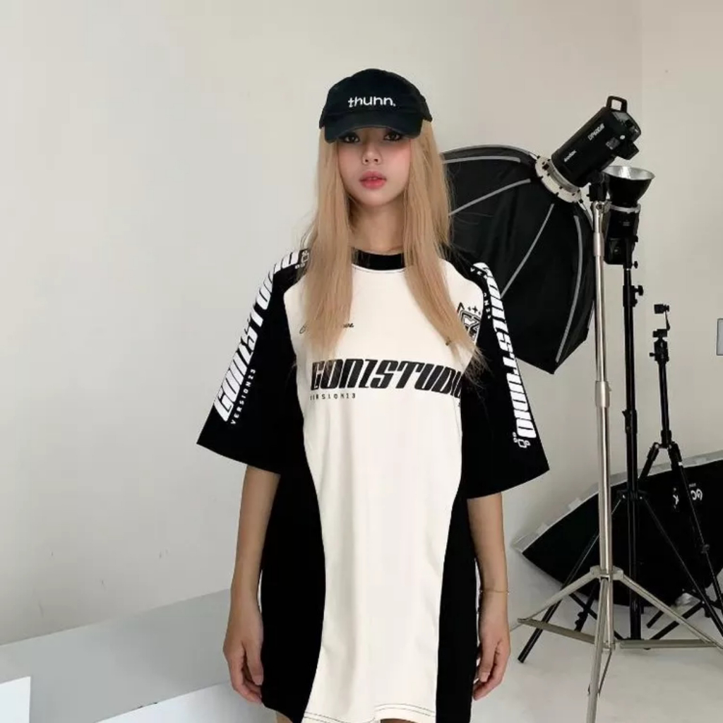 Áo Thun Nam Nữ From Rộng Màu Trắng Phối Tay Đen GonzStudio Phong Cách Hiện Đại - OldSchool