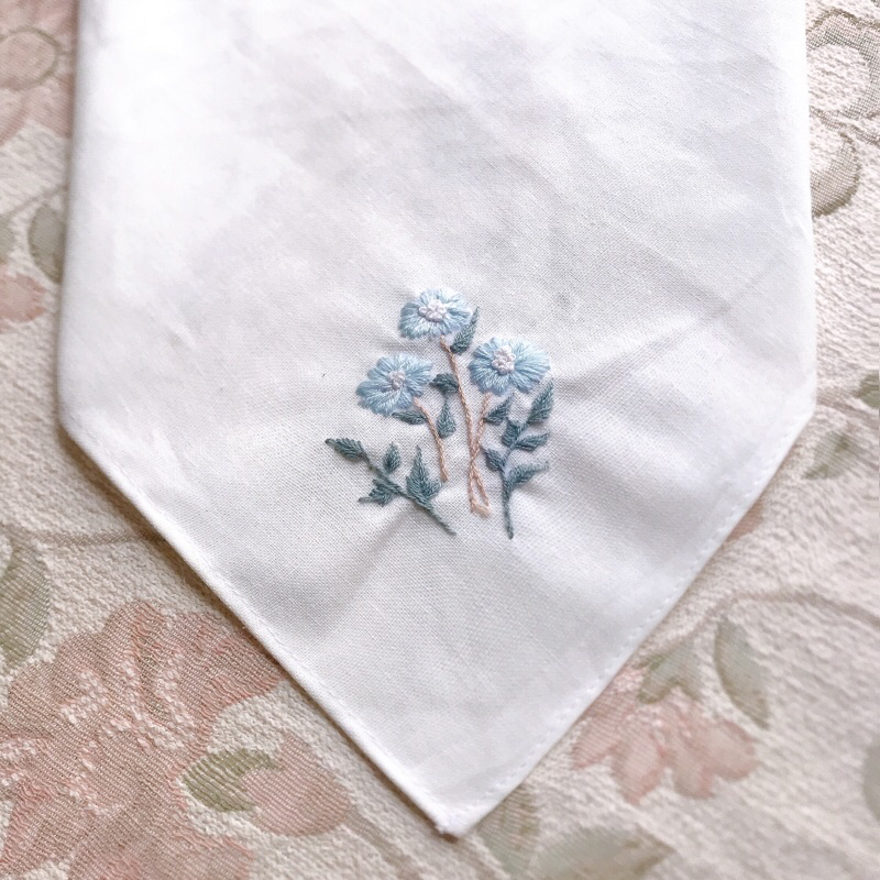 KHĂN LINEN THÊU TAY, QUÀ TẶNG  Ý NGHĨA