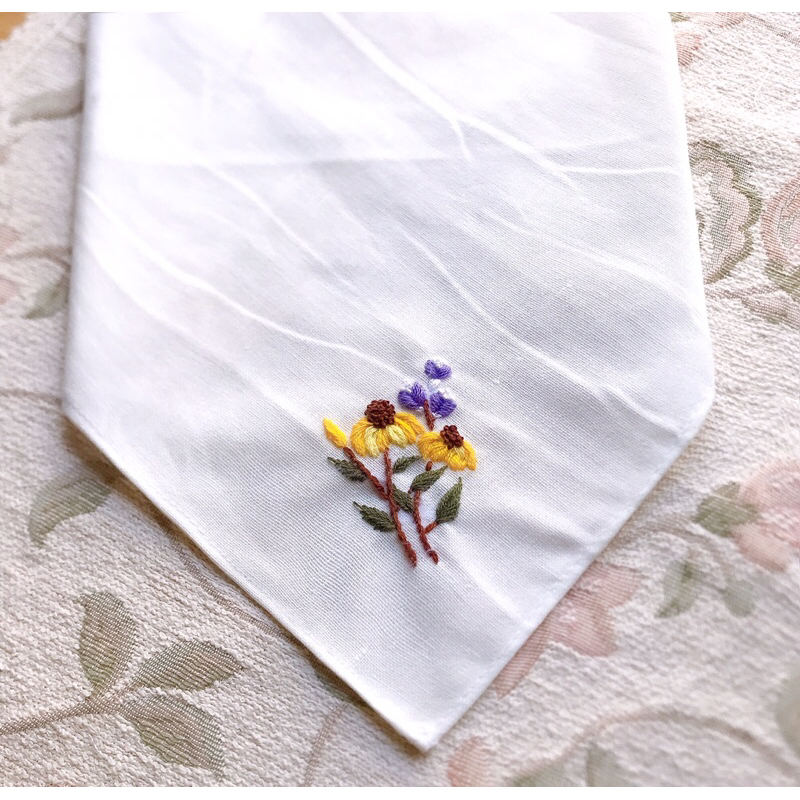 KHĂN LINEN THÊU TAY, QUÀ TẶNG  Ý NGHĨA