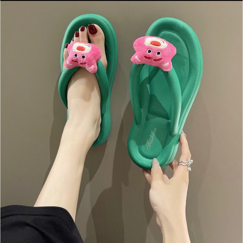 Dép tông gắn thú bông