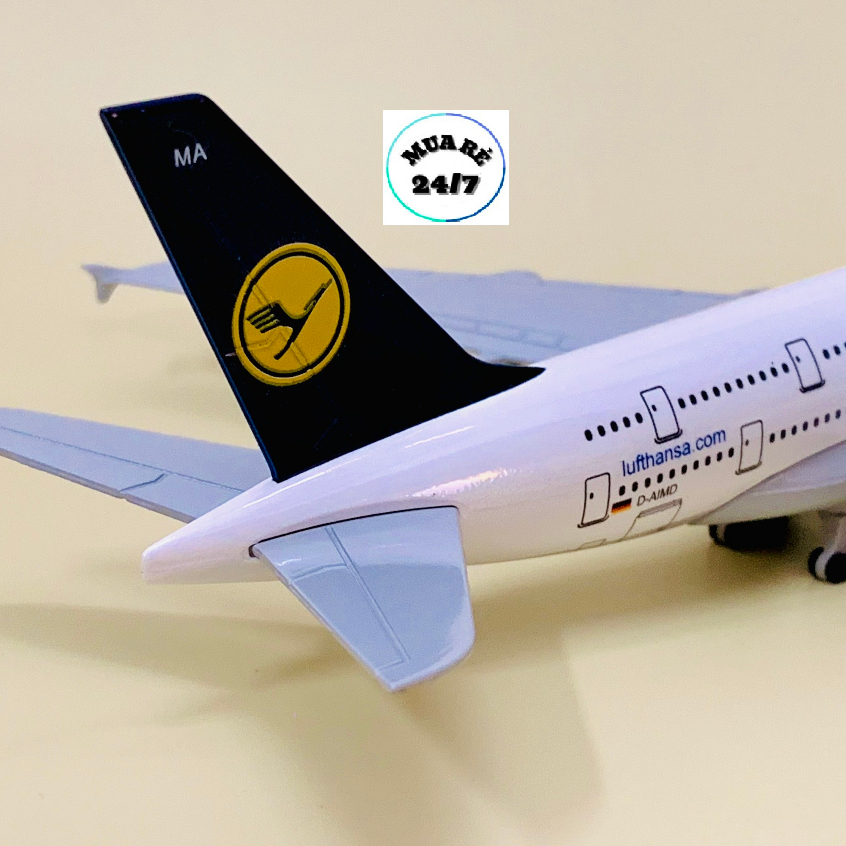 Máy Bay Mô Hình Airbus A380-800 Hãng Hàng Không "LUFTHANSA" Hợp Kim Cao Cấp 20CM Có Bánh Xe Di Chuyển