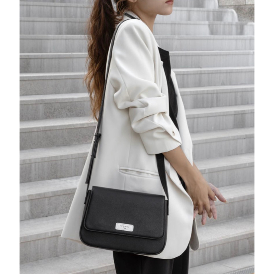 Túi da Laini chính hãng thay đổi được dây đeo vai và đeo chéo