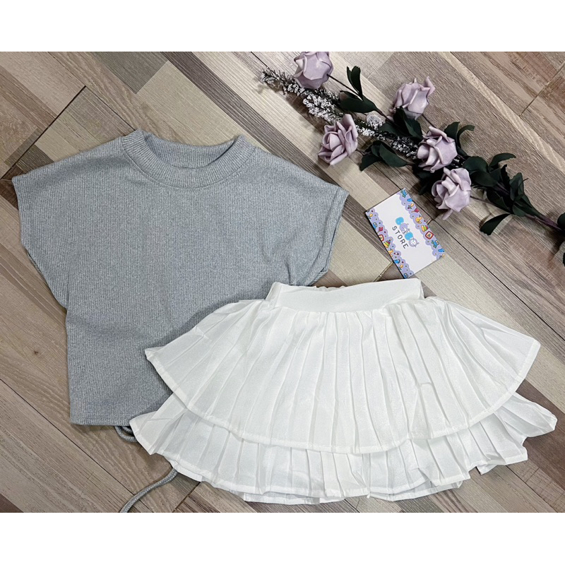 Bộ áo thun tăm cotton và chân váy dập ly xoè siêu đáng yêu phong cách hàn quốc cho bé gái dạo phố