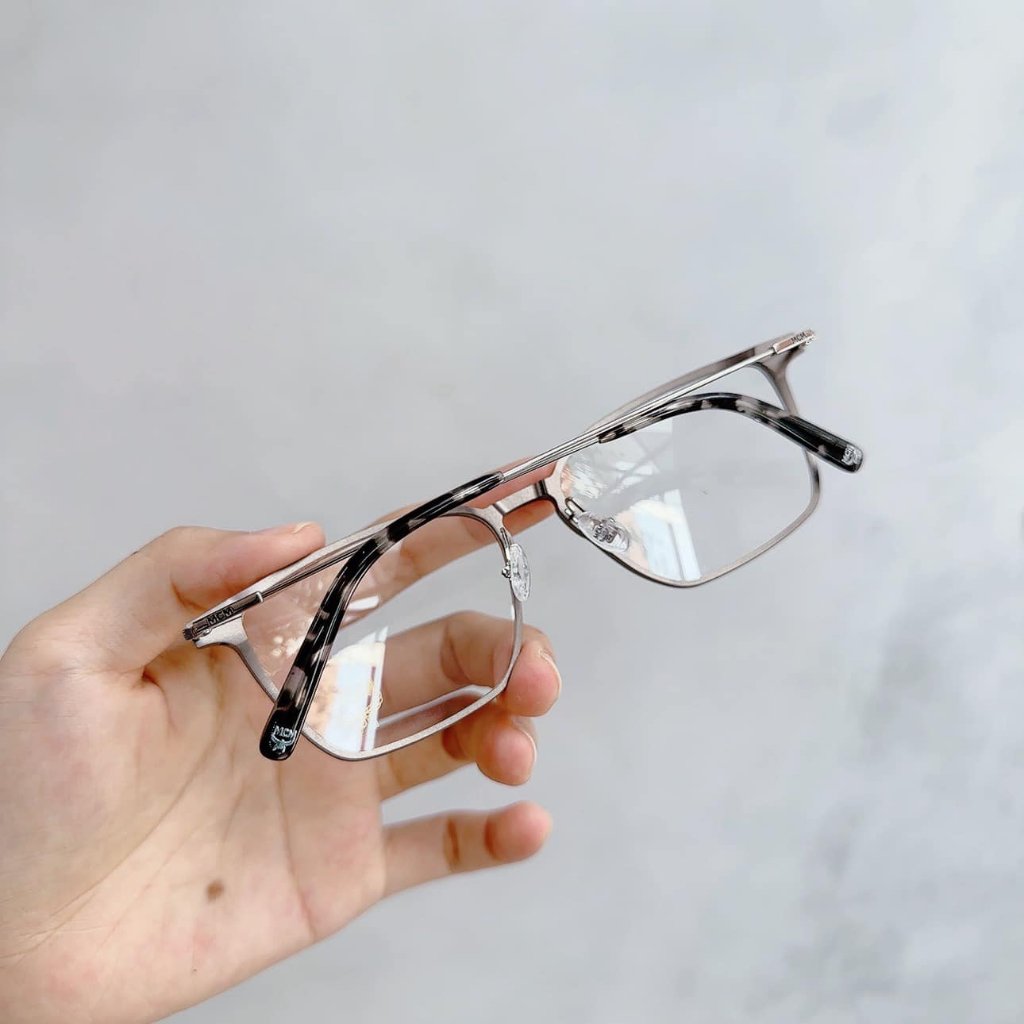 MCM - Gọng cận MCM viền vuông, màu ghi xám lì