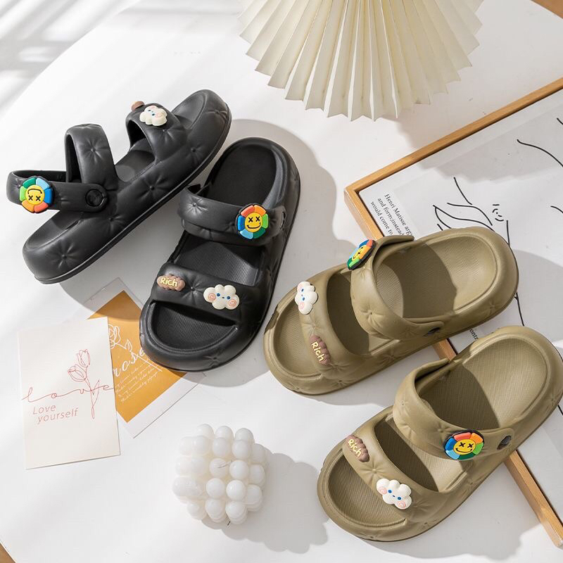 Dép sandal nữ , Dép quai hậu phong cách Hàn quốc đế cao 4cm có gắn sticker siêu xinh