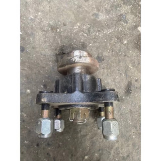 May ơ trục sau cho xe lôi loại tâm lỗ xa 8 và 11cm