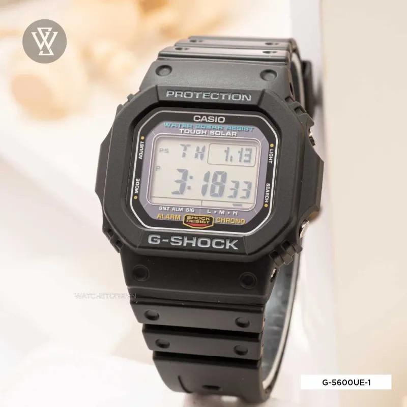 Đồng Hồ Điện Tử Nam Casio G-Shock WATCHSTORE G-5600UE-1DR Thiết Kế Mặt Kính Khoáng 43mm, Vỏ Carbon Và Dây Cao Su Bền
