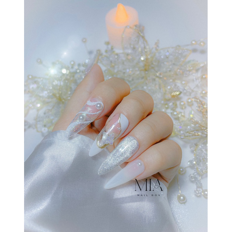 nail box cô dâu trắng