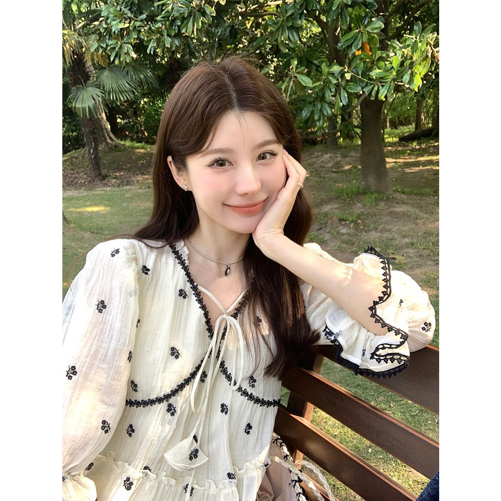 VÁY BABYDOLL HOA NHÍ VIỀN REN doubleh.clo - Đầm suông tơ đũi nhăn 2 lớp cổ V bèo tầng buộc nơ phối viền đen ulzzang QC