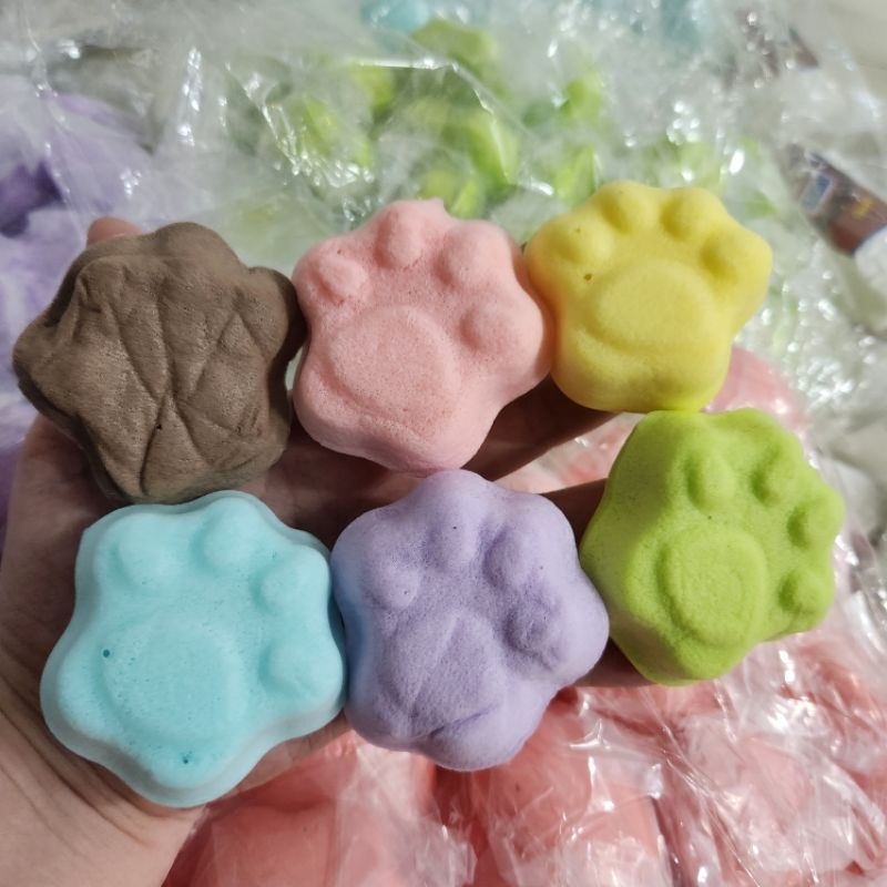 Squishy bánh mousse chân mèo