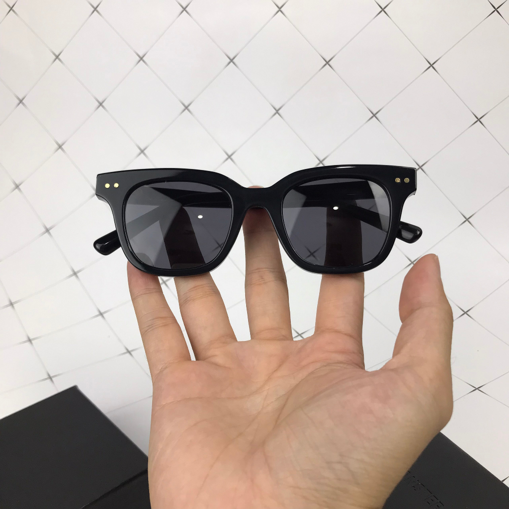 KÍNH Gentle Monster HÀNG CHÍNH HÃNG ĐÃ QUA SỬ DỤNG. TRÒNG THỦY TINH CHỐNG UV. THỜI TRANG DÀNH CHO CẢ NAM VÀ NỮ