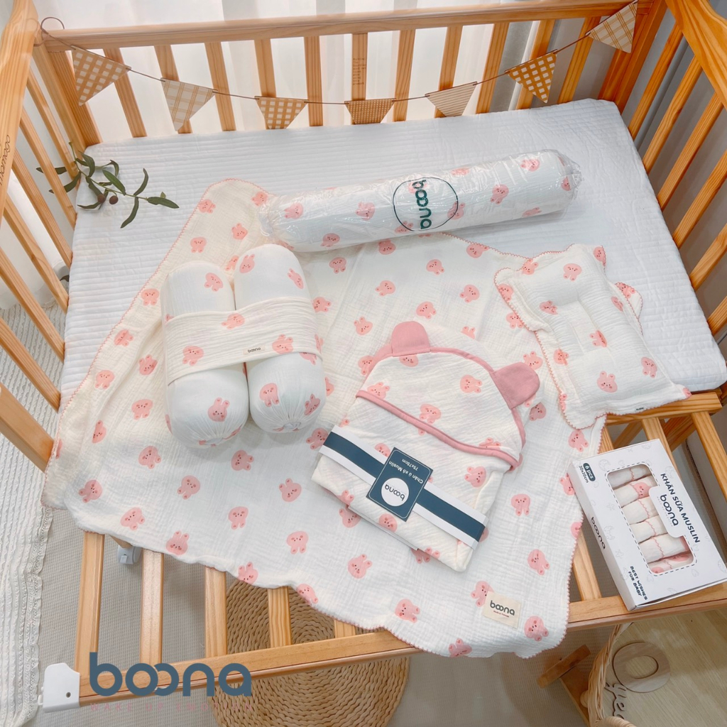 Combo sơ sinh cho bé Boona gồm 6 sản phẩm cao cấp gối, chặn, gối ôm, khăn tắm, khăn sữa, quấn ủ, choàng...