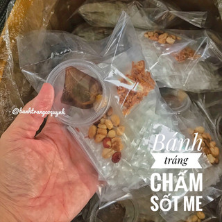 Bánh tráng chấm sốt me