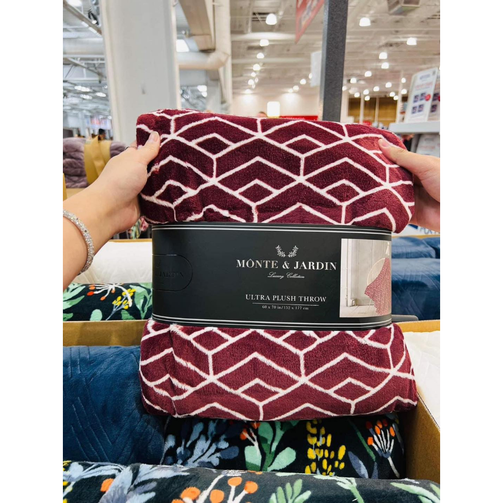 Chăn mền Moonte & Jardin Luxury Collection Ultra Plush Throw mẫu mới size 152 x 177cm
