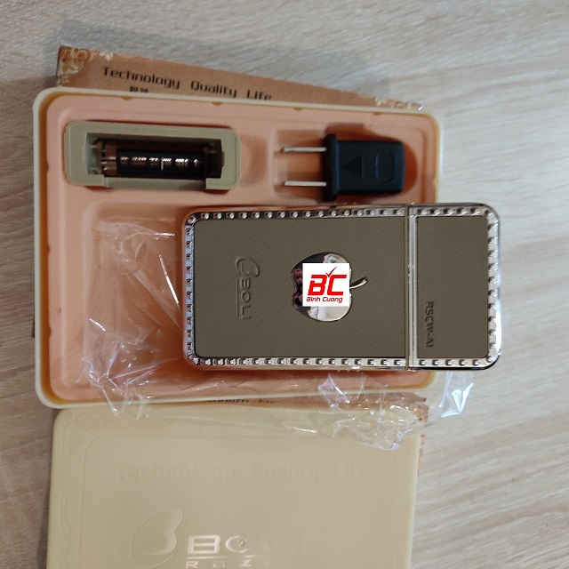 Máy cạo râu kiểu dáng iPhone BOLI