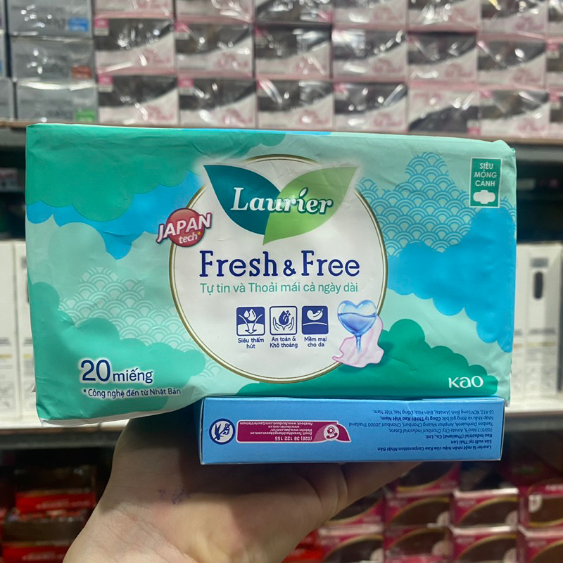 Băng vệ sinh Laurier Fresh and Free siêu thấm siêu mỏng cánh 20 miếng