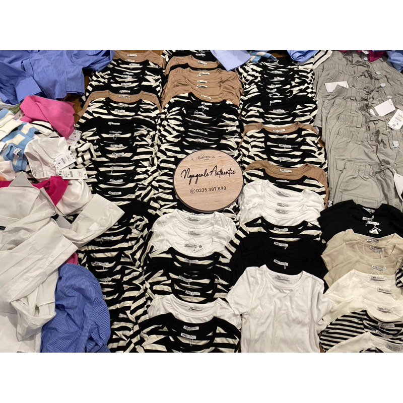 Áo croptop Zara Authentic