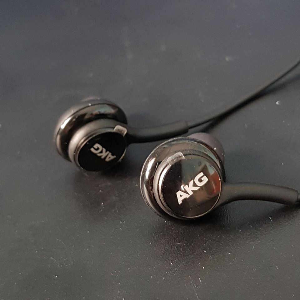 Tai nghe AKG S10, Samsung Note 9 - Hàng Zin Máy, Nguyên SEAL, Kèm quà tặng dây quấn bảo vệ