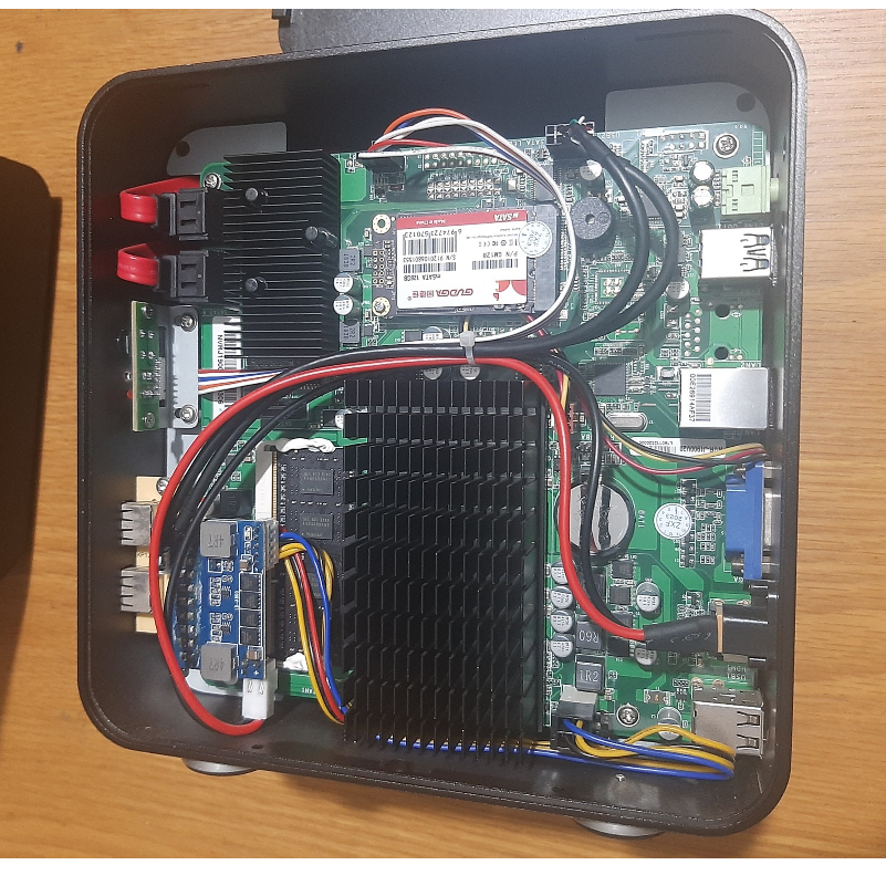 Nas j1900 ram 4G ss 128G mini