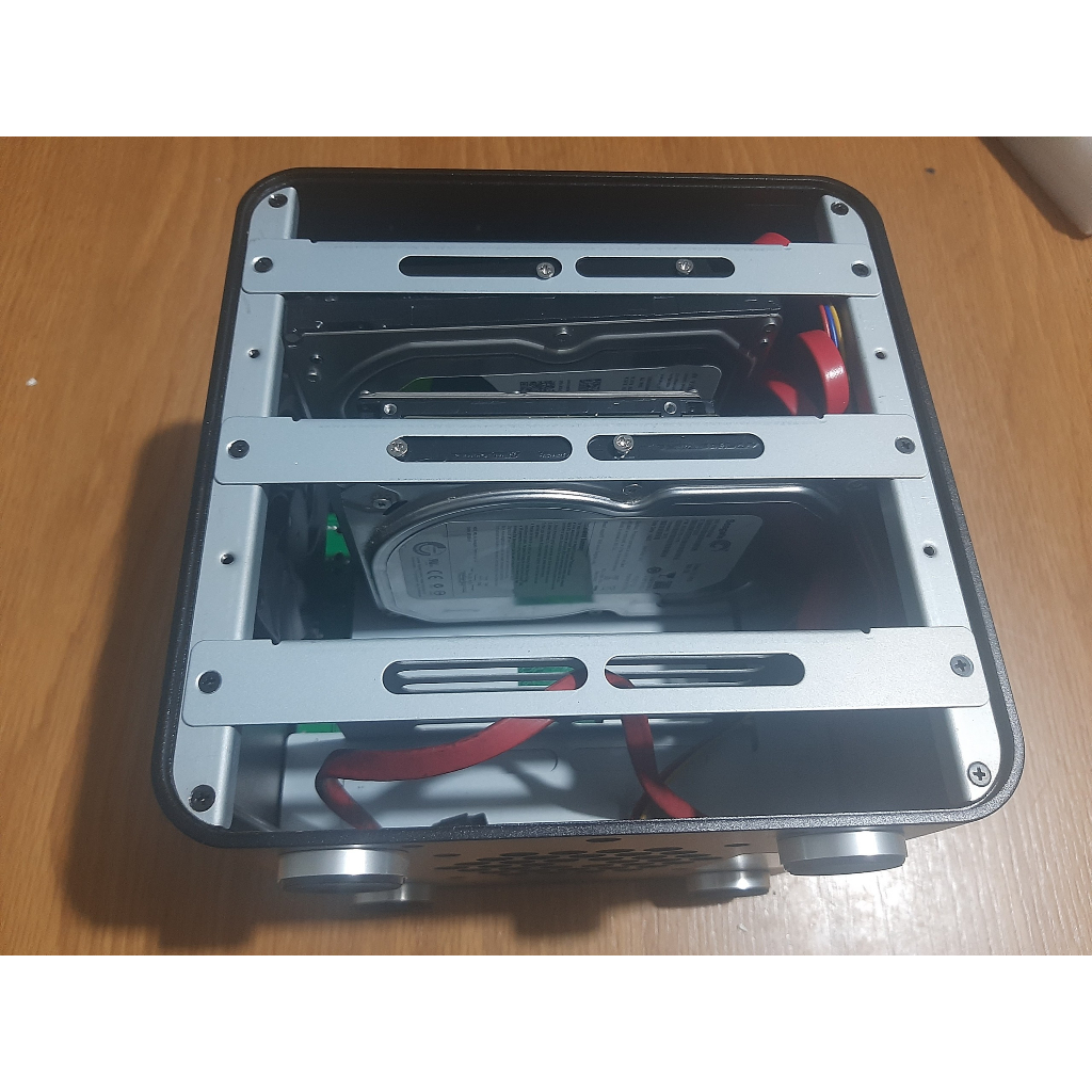 Nas j1900 ram 4G ss 128G mini