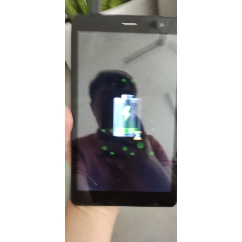 Xác máy tính bảng Masstel Tab 8.1 ram 3/32gb