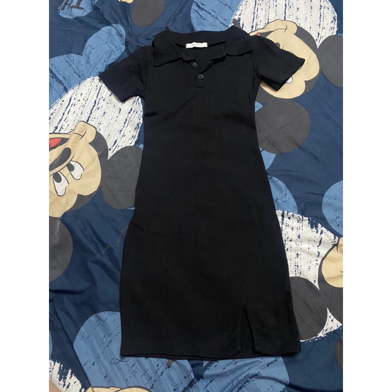 Pass đầm body đen